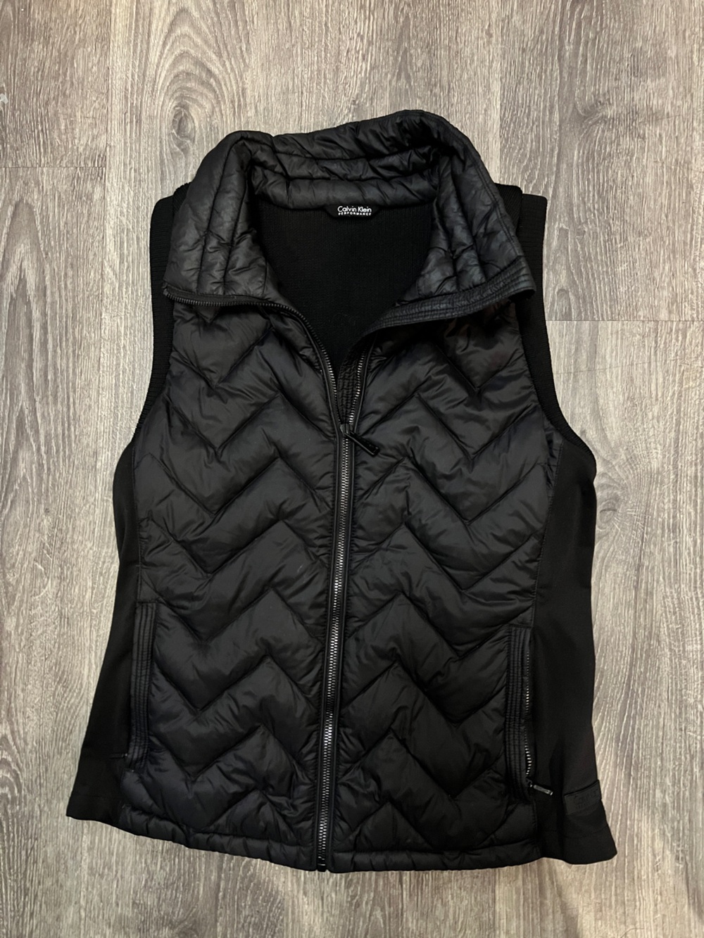 Calvin Klein Men's Black Quilted Sleeveless Vest